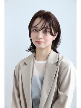 エクリ シセイドウ 麻布十番店(equri×SHISEIDO) 【麻布十番】大人の外ハネミディアムヘア