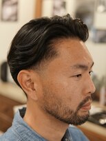 ザ チョップ ショップ ハラジュク(THE CHOP SHOP HARAJUKU)&nbsp;原宿渋谷理容室テーパーフェードカットメンズセンターパート