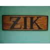 ジック ZIKのお店ロゴ