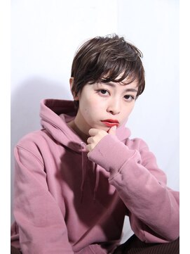 リラ バイ クオーレ(LIRA by CUORE) ハンサムショート