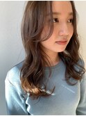 ツヤ肌ベージュ
