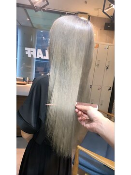 ラフ 難波店(LAFF) #黒髪#ボブルフ#ネビージュ#小顔#ワンレン