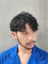 フィフス 原宿(fifth)&nbsp;黒髪ツーブロックマッシュツイストスパイラルパーマコンマヘア