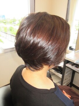 コア フィール ア デイ(COIFFURE A DAY) (見附今町M3D)M3Dピコカラー　お得クーポンでトリートメント