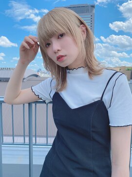 ルービック(Rubik's) ハイトーン/ウルフヘア/透明感ヘーゼルベージュ