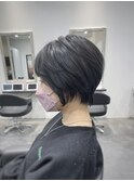 黒髪ショートカット