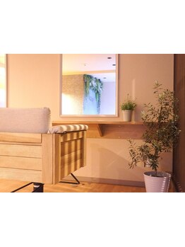 周りを気にせずゆったりと施術を受けられるのが魅力☆お気軽にお越しください♪