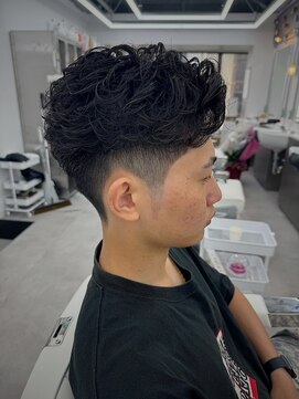 ダムディートウキョウ 心斎橋店(DAMDEE TOKYO) パーマ  ツーブロック