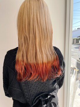 ギネス(Giness) 裾カラー/黒髪/ボブルフ/ネビージュ/小顔/ワンレン