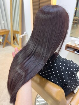 ニュイ(nui.) ネオメテオストレートのビフォアアフター