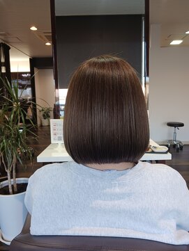 ライオンハート 長命ケ丘店(Lion Heart) 艶感ハイライトボブ