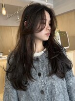 バベル アット フルリール 甲子園口(BABEL at fleurir) 顔まわりに動きのあるロングのレイヤーカット