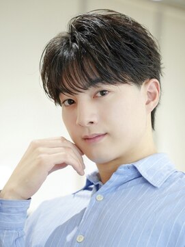 オーシャントーキョー 渋谷(OCEAN TOKYO) フェザーパーマシャドウパーマカルマパーマセンターパート