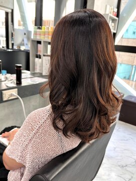 エンディアリング 東銀座(Endearing) レイヤーカット/イメチェン/ホワイトブロンド/シャドウレイヤー