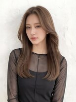 ルクスス(Ruxus) 透明感ダークカラーの顔まわりレイヤーカット