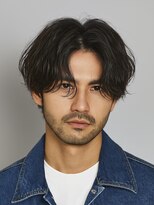 Hale hair salonメンズサロン/メンズカット/メンズパーマ/髪質改善/たまプラーザ Haleメンズ刈り上げセンターパートニュアンスパーマたまプラーザ