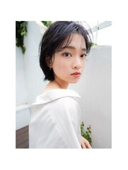 ストラッセ 大垣(STRASSE)の写真/白髪をカバーし、いつまでもキレイな髪を！薬剤と頭皮ケアに自信あり！☆