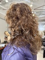 ナループロアツム(Nalu pu loa Tsum)&nbsp;マレットヘア/ウルフパーマ/もふもふパーマ￥グランジ