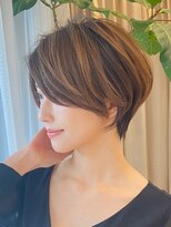 カルネ(Karne)&nbsp;Karne 和泉市　和泉中央　　ショートボブ/大人ショート