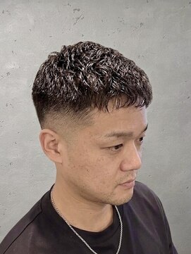 ワンワンオー バーバーショップ 長浜店(@110 BARBER SHOP) メンズクロップ　クロップメンズフェード