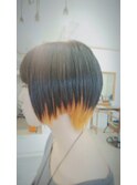 ショートボブ