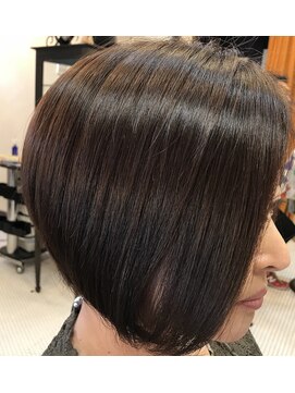 バーバー アカダマ レディースボブ