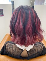 カルマ(KARMA)&nbsp;ビビッドピンクインナーカラー！