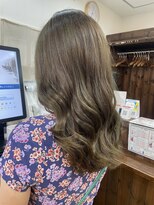 ジャストビューティー リアリー(just beauty Really)&nbsp;オリーブベージュ × 韓国風カット 【横須賀中央 Really】