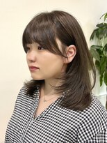 ビューエヒメ(VIEW EHIME)&nbsp;小顔可愛いレイヤーカット×アッシュカラー10代20代30代