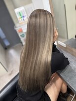 ラピス 横浜(Lapis)&nbsp;ミルクティーカラーローライトブリーチカラーシールエクステ