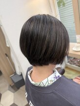 アクイール(ACCUEILLIR)&nbsp;白髪ぼかしハイライト