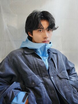 ノラ シブヤ(NORA) ”嶋津”大人メンズパーマセンターパート無造作パーマ