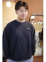 エディ(Edy)&nbsp;メンズセンターパートカルマパーマコンマバングカルマヘア岡山