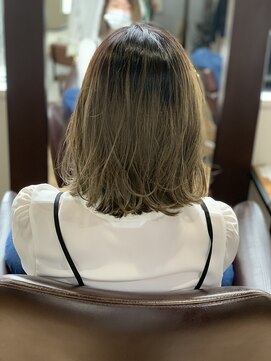 お~るうぇいず(always) ケアブリーチ外国人風バレイヤージュ大人美人ベージュアッシュ