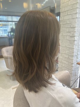 ルル カリス(lulu CHARIS) ミディアムレイヤー