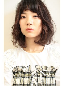 イーストハムアネーロ(EAST HAM anello) オン眉&カールミディアム