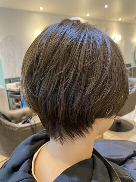 アンフィ 矢向(Anphi) 11-27 大人ショート/秋スタイル