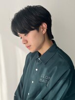 シスタ(SISTA)&nbsp;【SiSTA】田中黒髪束感前下がりセンターパートツーブロック