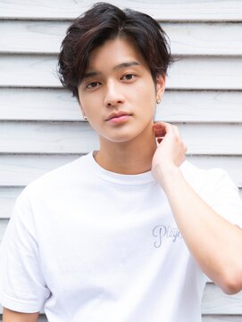 ハニーシブヤ(HONEY shibuya) ナチュラルウェービーアップバングショート/ビジネススーツ黒髪