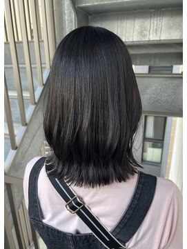 フィーユ(feey) オリーブカラー　ダークオリーブ　ミディアムレイヤー