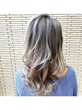 プラグ ヘアーデザイン 大名店(PLUG hair design) シャドールーツ