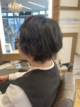 コワファースト 大分(COIFF1RST) シュートのパーマスタイル