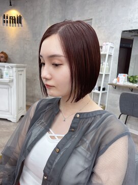 リミットバイアフィナー 大宮店(limit by Afinar) 切りっぱなしボブ/ヘイリーボブ/ワインレッド/チェリーピンク