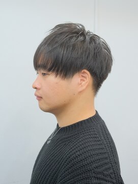 ジュノ(Jeuno) 清潔感のある王道メンズマッシュショート 横浜駅 北西口