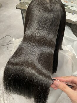 アビー(A.B.I)の写真/ダメージが気になる髪も、やさしく美しく整える髪質改善トリートメントをご提供しています◎