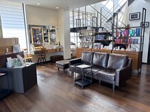 アンシャンテ(ENCHANT)の雰囲気（2階、スパ専門スペースがある美容室です♪）