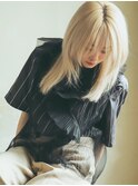 WHITE SEMILONGwearingFUMIKA_UCHIDA【VERNON】058-262-3611