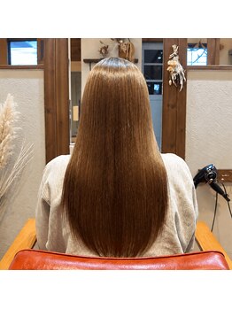 ココリノ ヘアー(cocolino hair)の写真/《大人世代の髪質の悩みに特化》髪の芯から潤い、指通りなめらかなうるツヤ髪へ。カラーやパーマも長持ち◎
