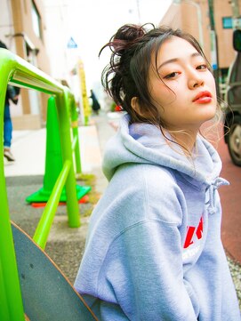 リリアン 青山(relian) ポイントカラーでアレンジも可愛く♪