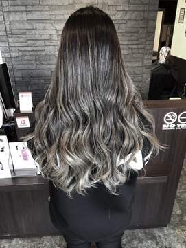 ヒスヘアー クリエイティブスペース(hys hair creative space by lauto) ローウェイトバレイヤージュ／コントラストグレージュ